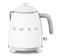 Smeg KLF05WHEU, mini rychlovarná konvice, 0,8 l / 3 šálky, 1400 W, styl 50. let, bílá